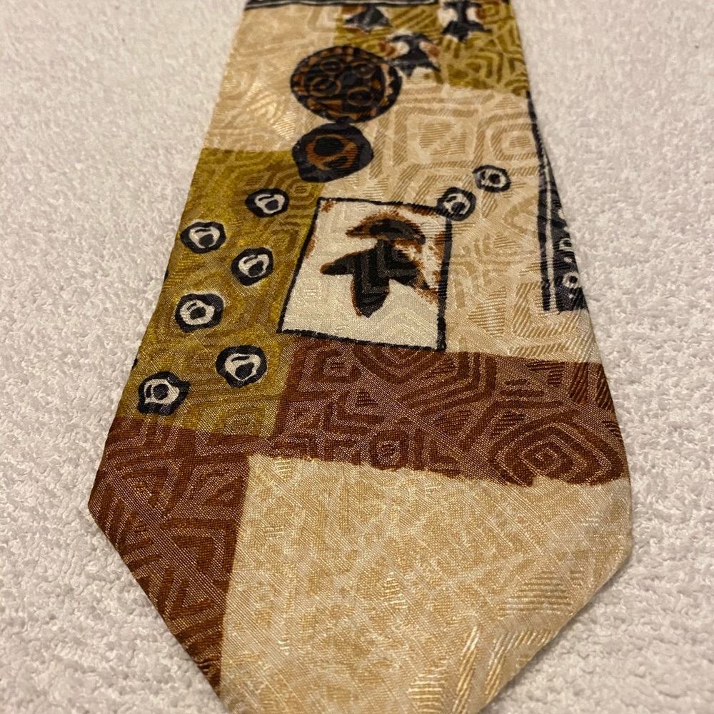 Brand New Super Trendy Tie By ANGELO LITRICO